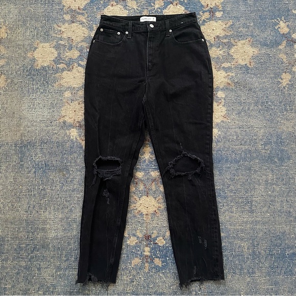 Abercrombie & Fitch High Rise Mom Jean 28 Long - Picture 3 of 5
